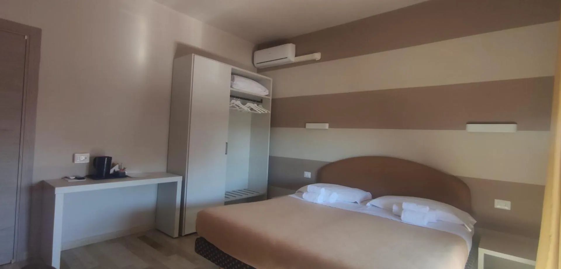 Hotel Primavera Peschiera del Garda