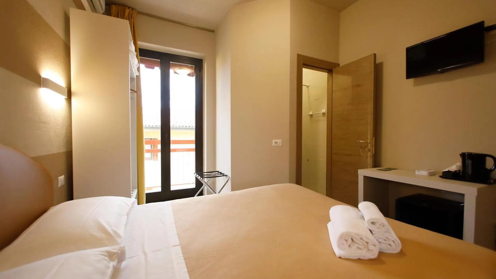 Hotel Primavera Peschiera del Garda