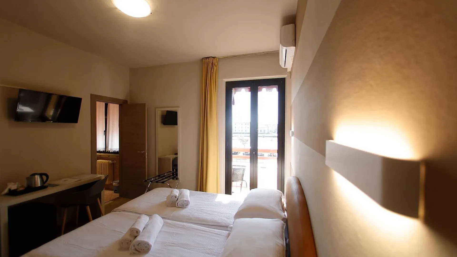 Hotel Primavera Peschiera del Garda