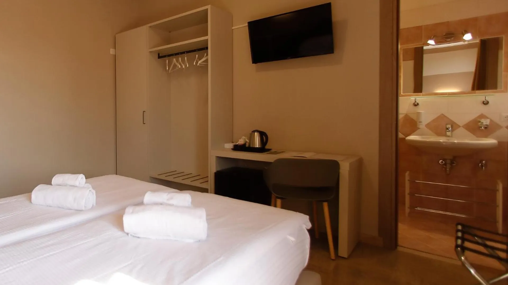 Hotel Primavera Peschiera del Garda