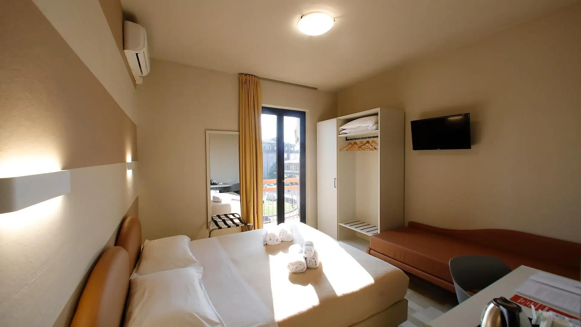 Hotel Primavera Peschiera del Garda